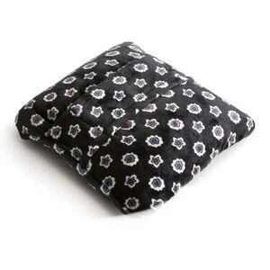 Vera Bradley Plush Travel Blanket in Mini Flower Dot NWT